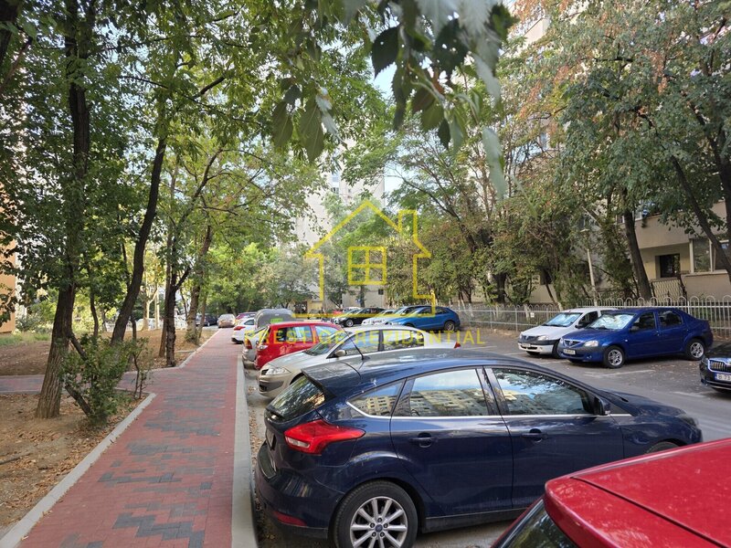 Dristor ap. 3 camere   4 min. metrou Dristor   centrala pe gaze